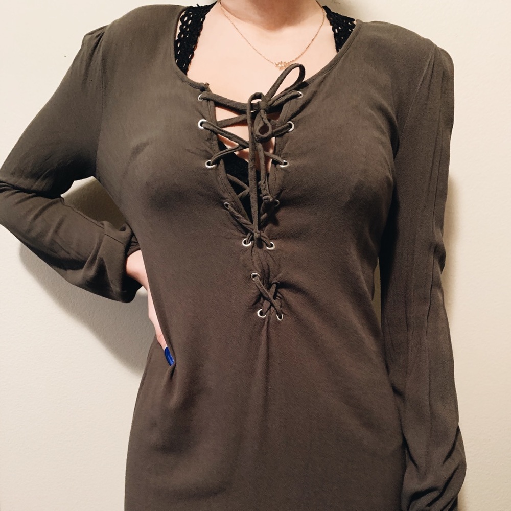 Army green Kendall & Kylie dress